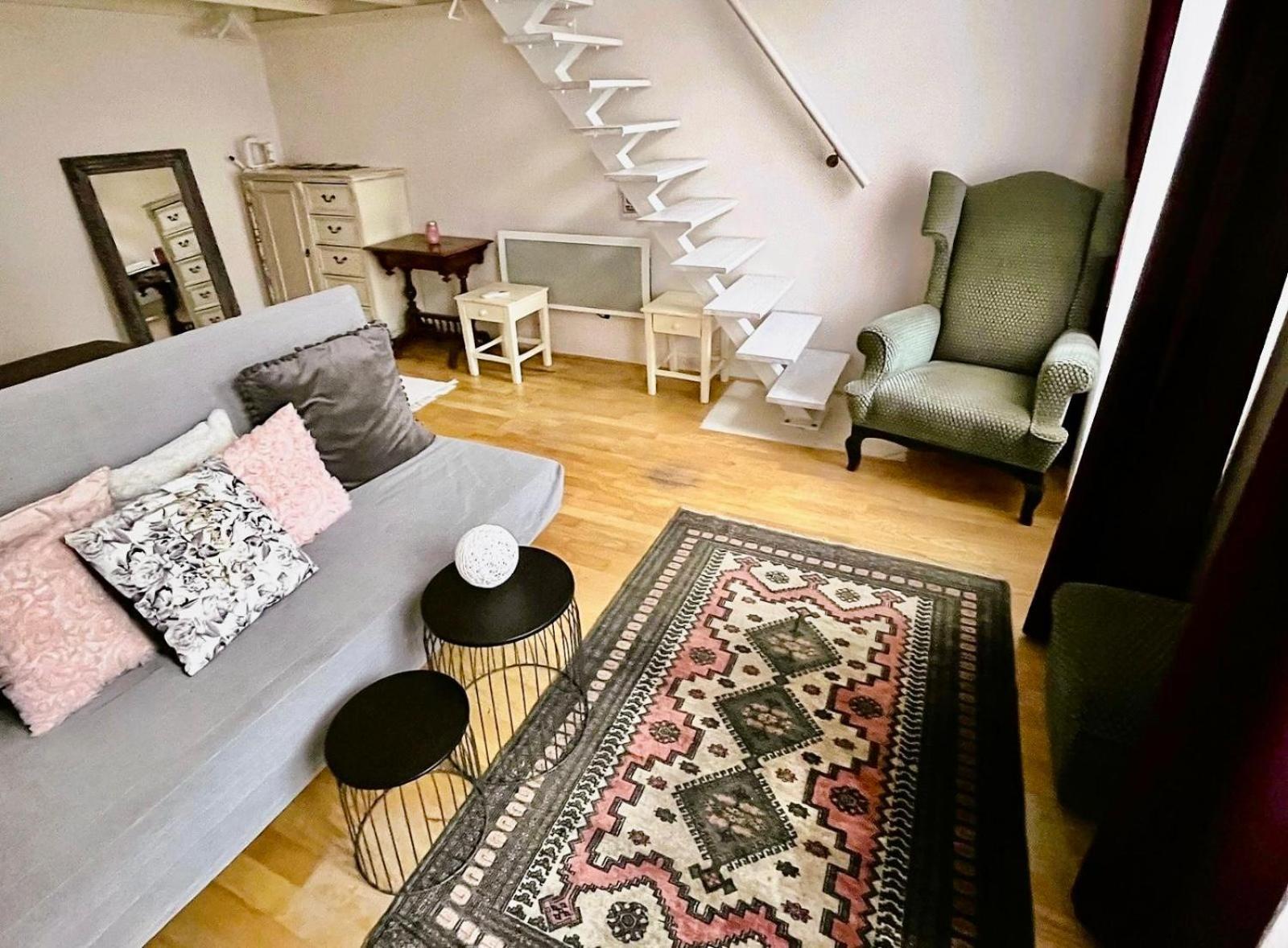 Rozy's Place * בודפשט